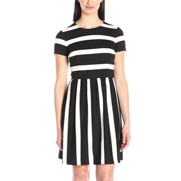 Eliza J Cap Sleeve Stripe Dress - Picture 2 of 8